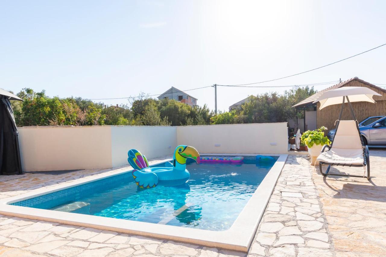 Villa Spark With Heated Pool In Rogoznica Zečevo מראה חיצוני תמונה